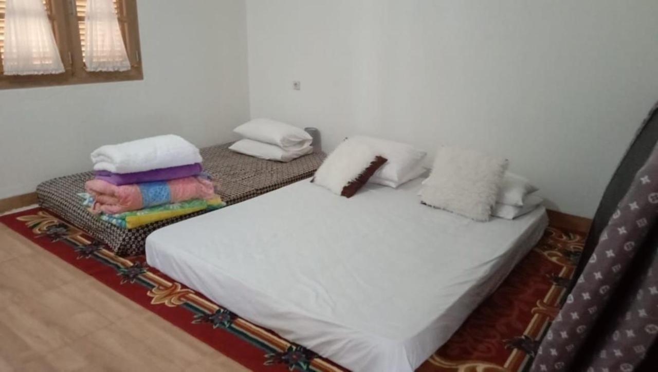Lembur Incu Syariah Villa & Resto 伦邦 外观 照片