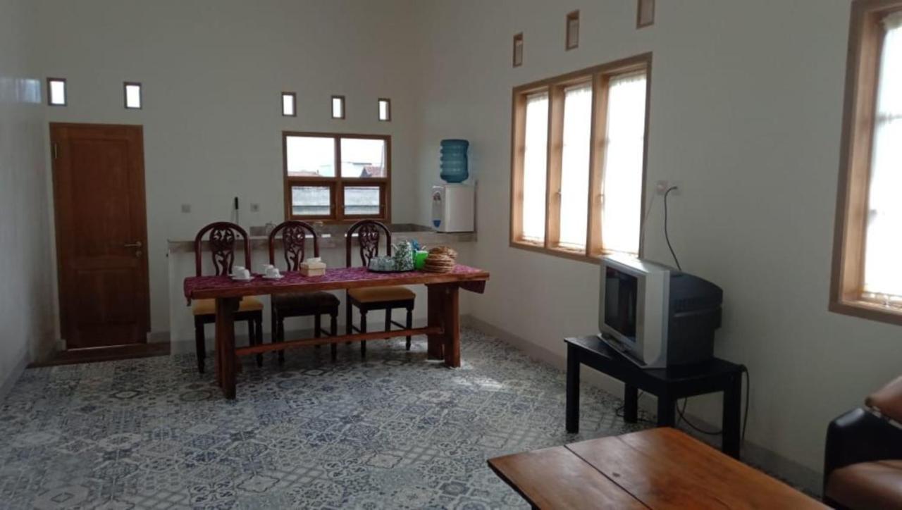 Lembur Incu Syariah Villa & Resto 伦邦 外观 照片