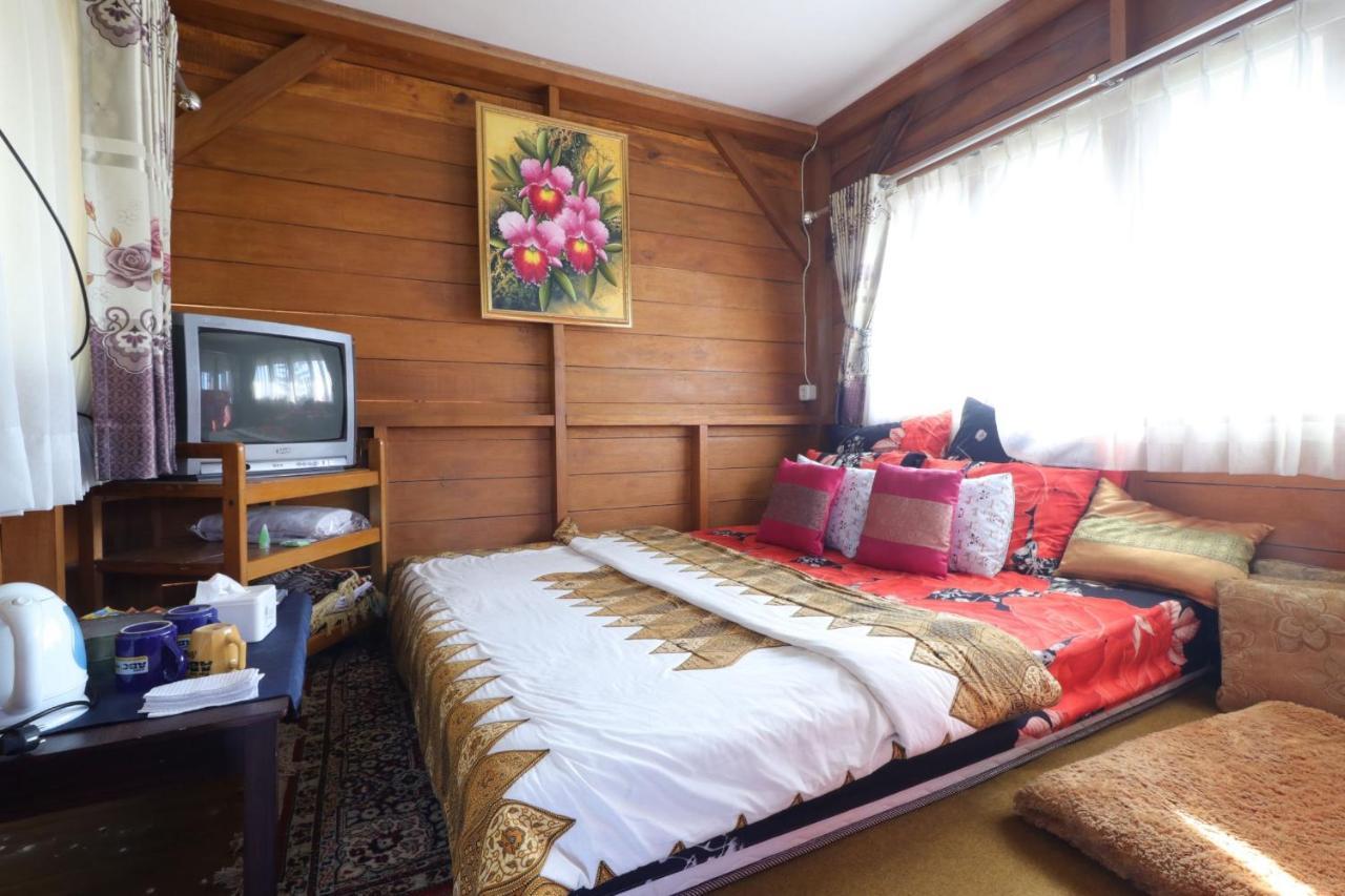 Lembur Incu Syariah Villa & Resto 伦邦 外观 照片
