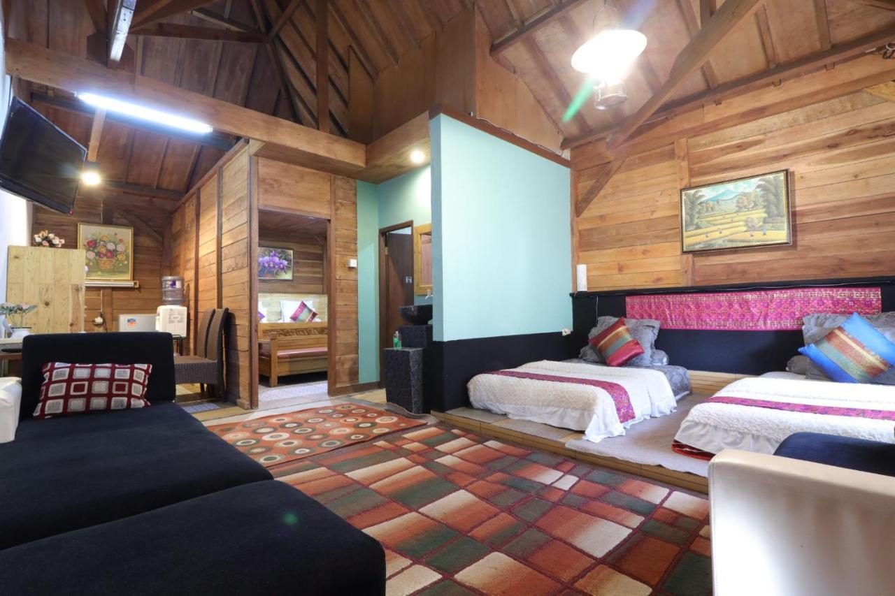 Lembur Incu Syariah Villa & Resto 伦邦 外观 照片
